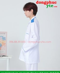 Áo blouse trắng điều dưỡng nam nữ có viền xanh và cầu vai - Áo blu điều dưỡng, y tá cho thực tập sinh