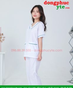 Bộ blouse cổ tim nữ - bộ scrubs kỹ thuật viên màu trắng có viền xanh