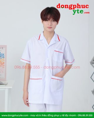 Áo bác sĩ tại Mỹ Đức