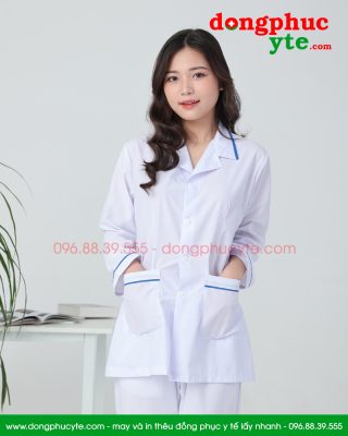 Áo blouse tại Ba Vì