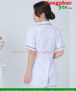 Quần áo vệ sinh trắng nữ cộc tay có viền xanh dương