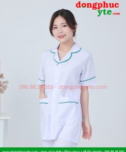 Quần áo vệ sinh nữ cộc tay – Áo nữ có viền xanh ngọc